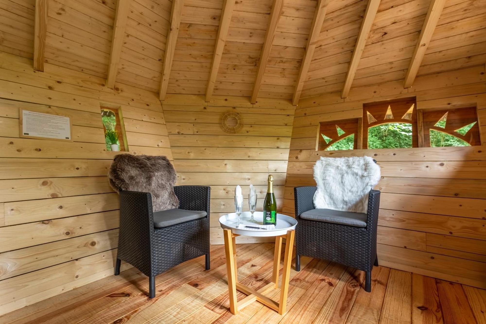 Domaine Des Vaulx - Locations De Cabanes Insolites La Baconniere 외부 사진