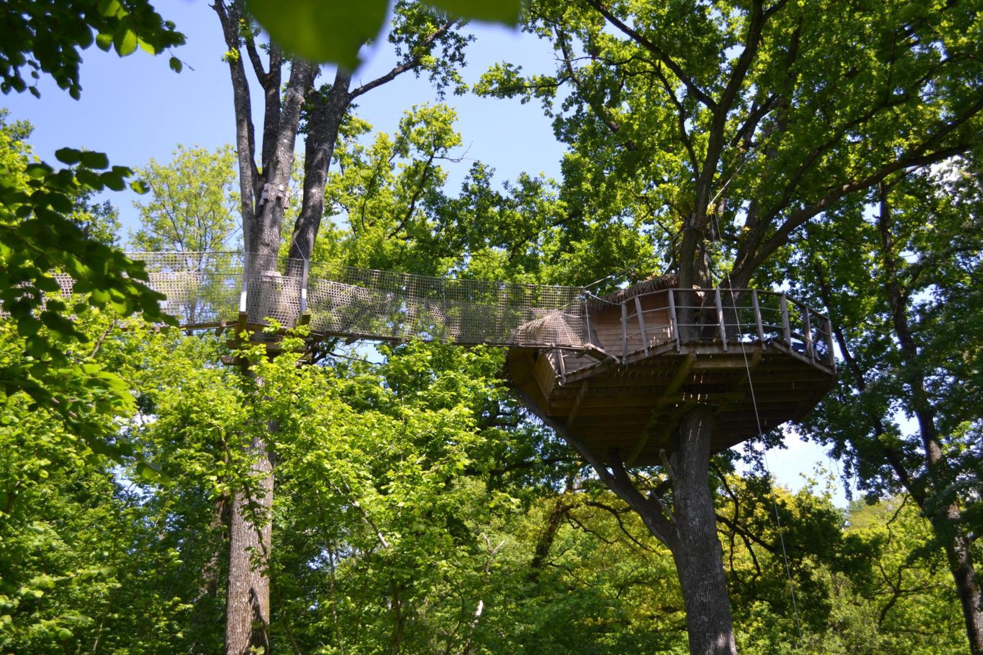 Domaine Des Vaulx - Locations De Cabanes Insolites La Baconniere 외부 사진