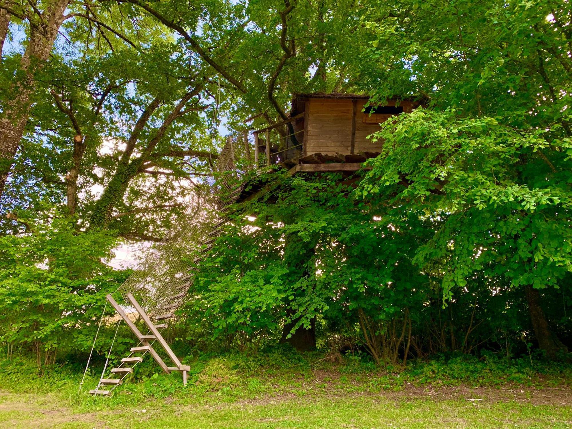 Domaine Des Vaulx - Locations De Cabanes Insolites La Baconniere 외부 사진