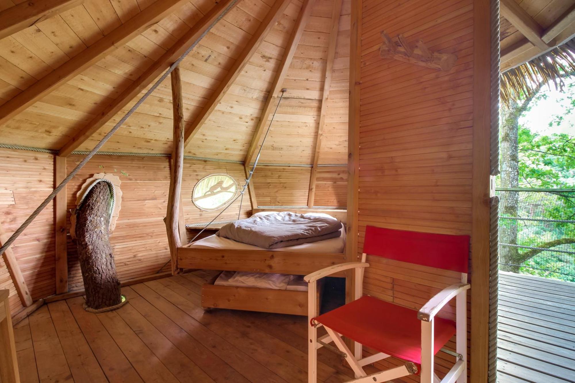 Domaine Des Vaulx - Locations De Cabanes Insolites La Baconniere 외부 사진